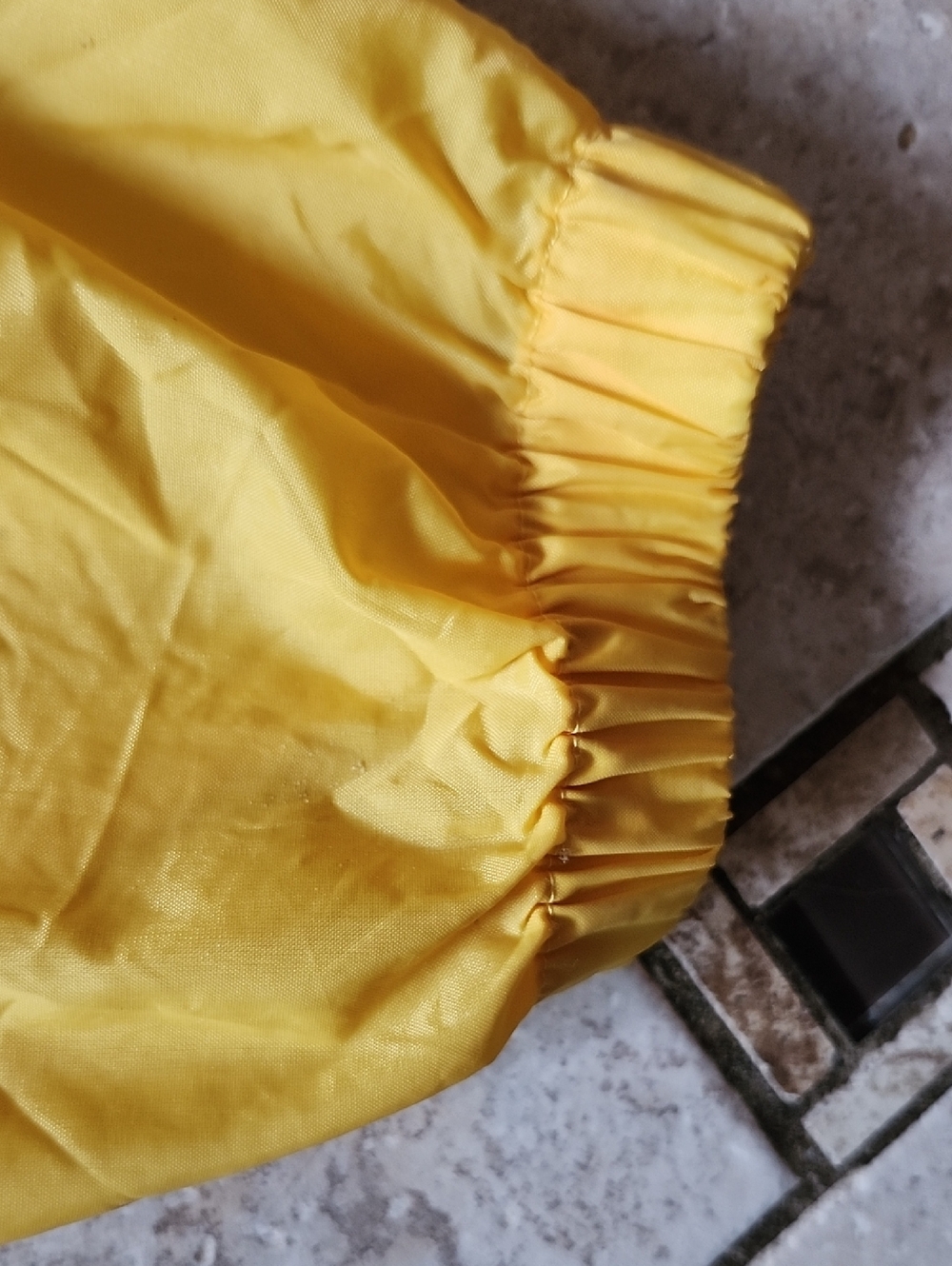 Vtg Helly Hanson Yellow Hooded Packable Windbreaker Jacket Mens Large - Picture 11 of 16